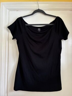 Old Navy ballet neck tee in black